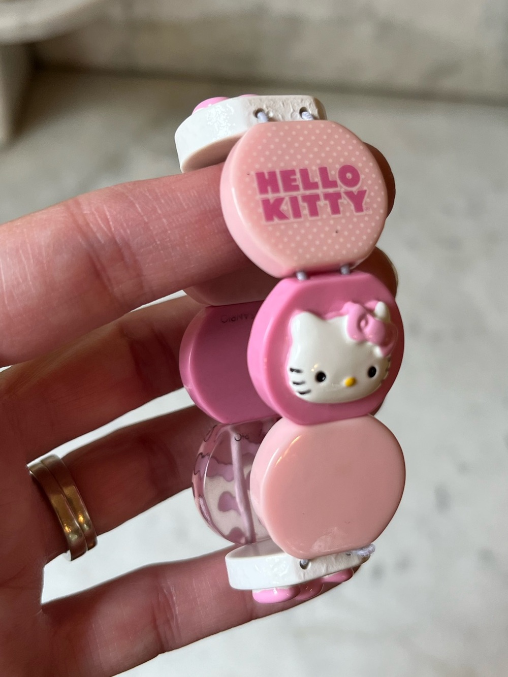 Hello Kitty Molded Stretchy Bead Bracelet